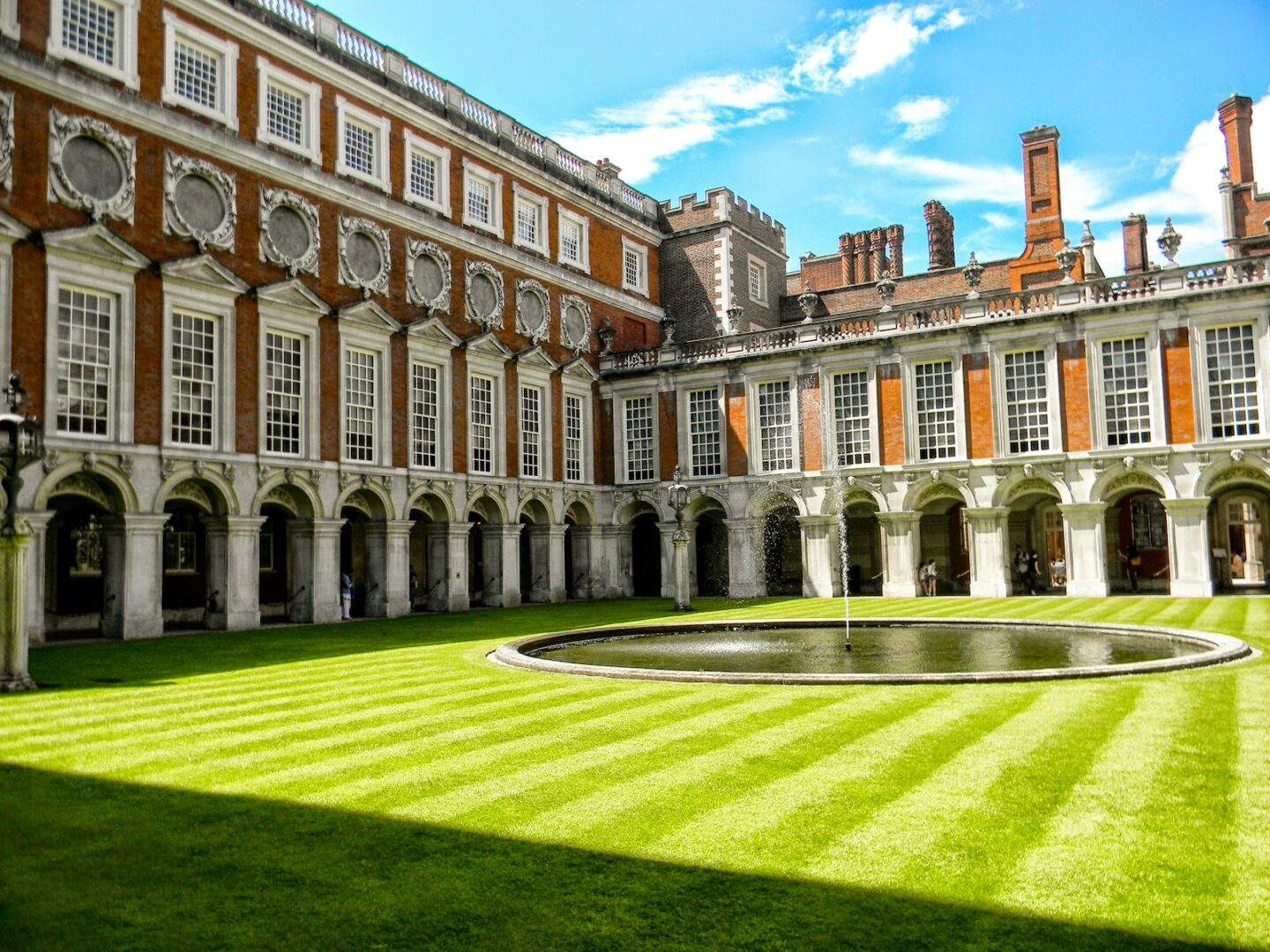 Hampton Court Palace rediscover London